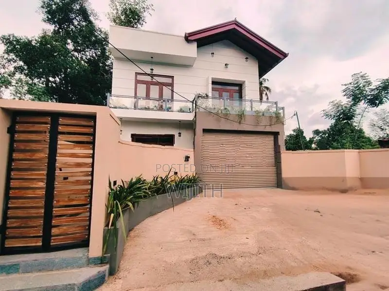 Brand New Three Storey House for Sale in Pannipitiya