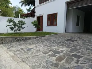 Brand new luxury house for sale in Nawala