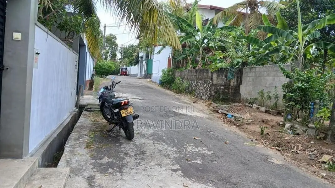 Land for Sale Ananda Maiththry Mawatha Maharagama