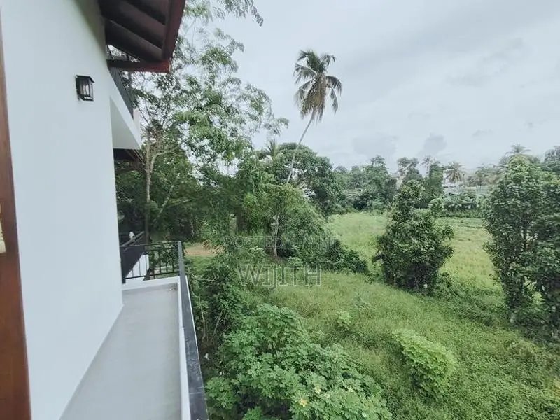 Brand New Three Storey House for Sale in Pannipitiya Areuwala Road