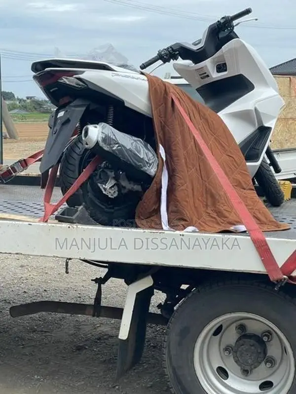 Honda PCX160 2025