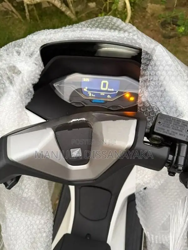 Honda PCX160 2025