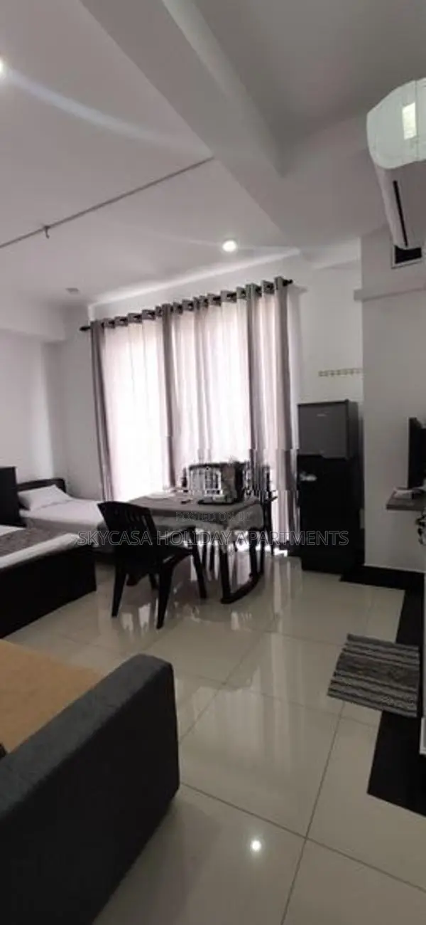 Budget Holiday Superior Triple Bedroom at Border of Dehiwala