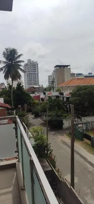 Budget Holiday Superior Triple Bedroom at Border of Dehiwala