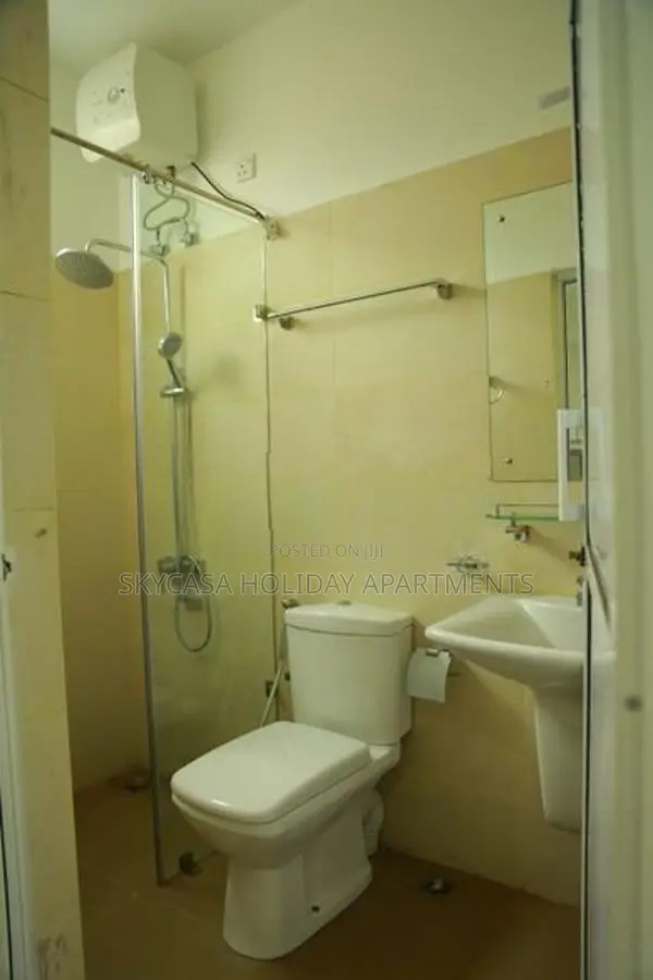 Budget Holiday Superior Triple Bedroom at Border of Dehiwala