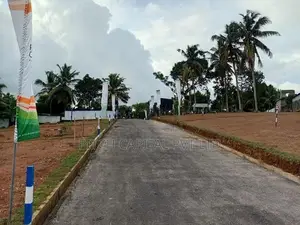 Bandaragama සුද්දර වැවකට සමීපයෙන්ම බිම්කොටස්