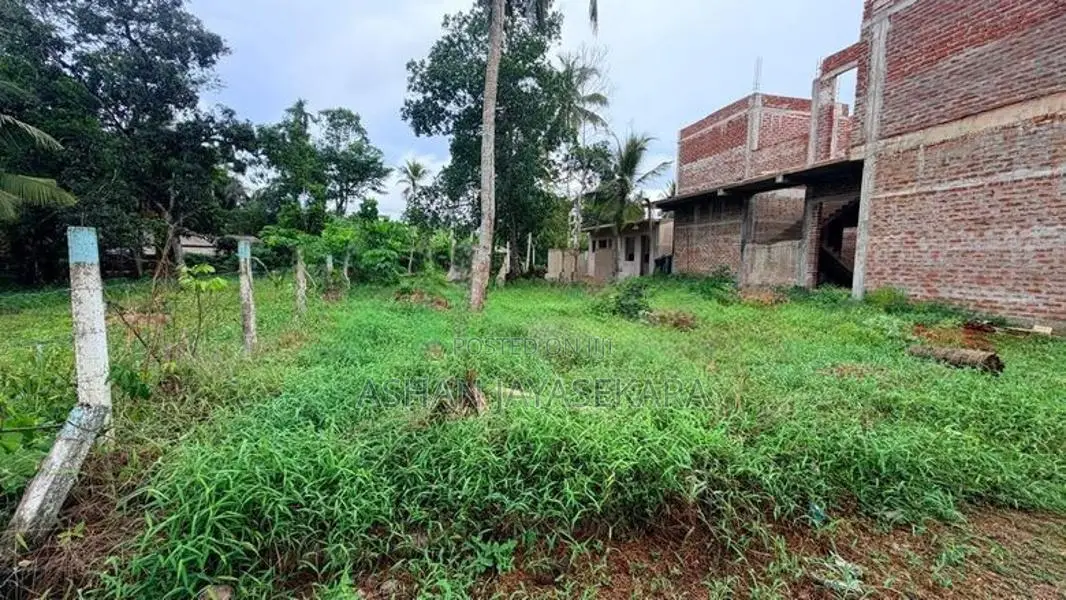 Valuable Land for Sale in Colombo Road, Piliyandala