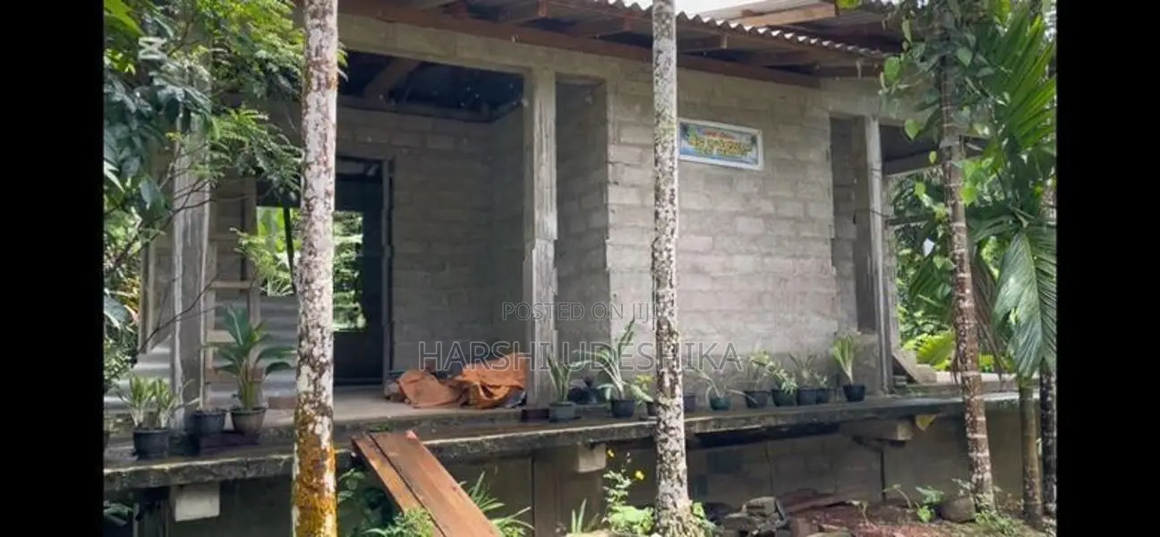Half Build House for Sale Ratnapura