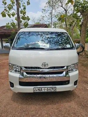 Toyota KDH 2004