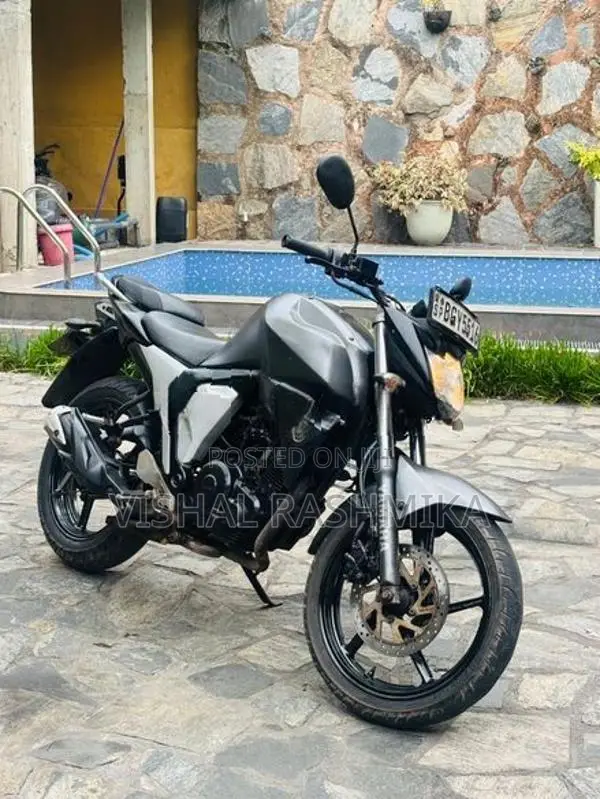 Yamaha FZs V2 2018