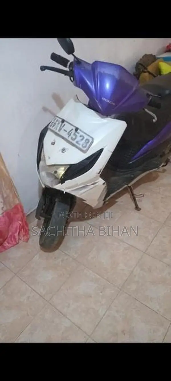 Honda Dio 2012