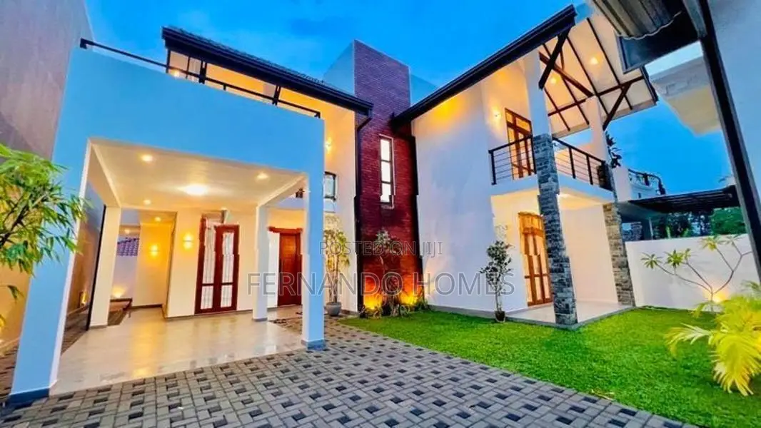 Great Nicely Built Luxury Brand New 4 BR Up House For Sale In Negombo