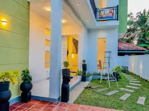 Brand New Box Model Luxury 3 Stored House Sale in Negombo