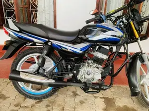 Bajaj CT100 2025