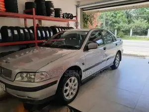 Volvo S40 1999