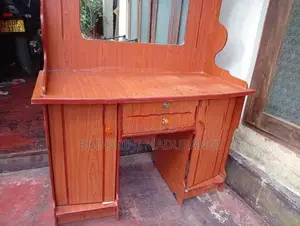Mirror Table