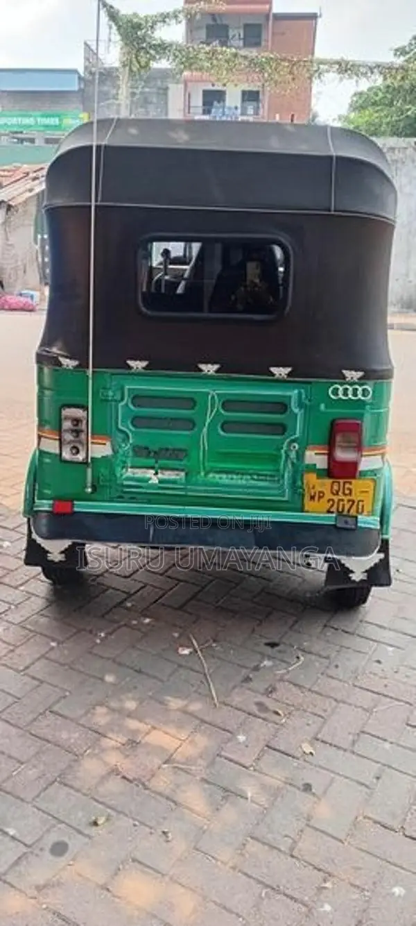 Bajaj RE 2 Stroke 2006