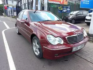 Mercedes Benz C220 DIESEL AUTO 2001