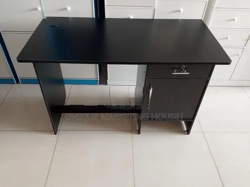 MODERN UNIQUE MELAMINE OFFICE TABLES