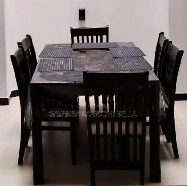 Singer Dining Table with 6 Chairs