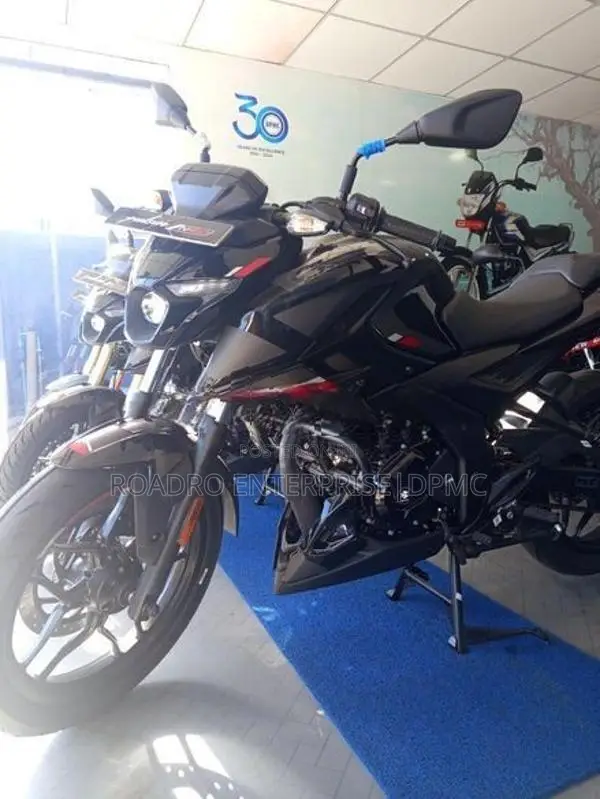 Bajaj Pulsar N160 Dual ABS Efi 2025