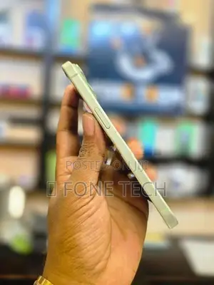 Apple iPhone 15 128GB (Used)