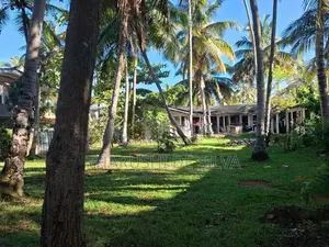 Land in Kandana