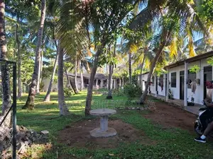Land in Kandana
