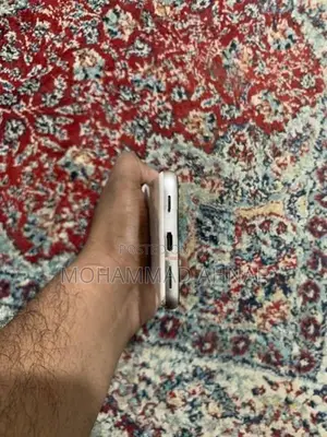 Google Pixel 8 (Used)