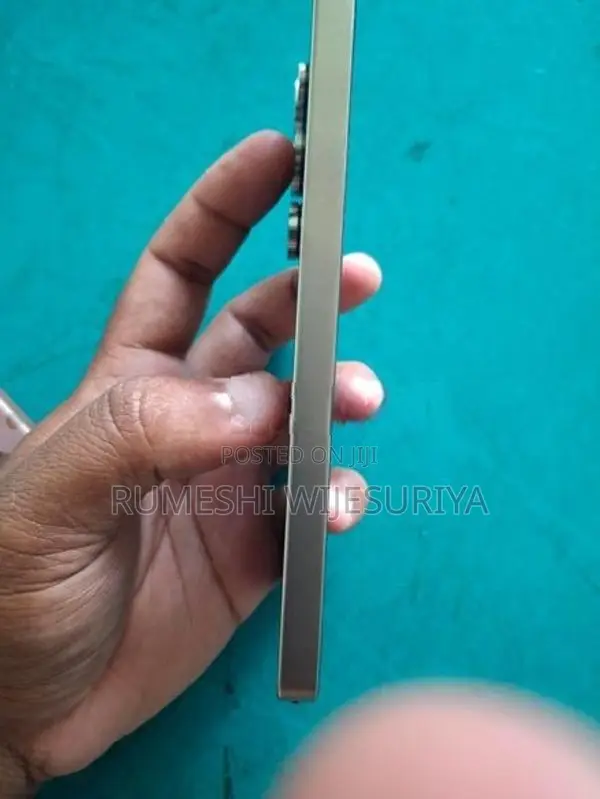 Samsung Galaxy S25 Ultra (Used)