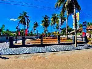 ලයිසියම් ජාත්‍යන්තර පාසල අසන්නේ 6.p 7.p බිම් කොටස් විකිණීමට D29
