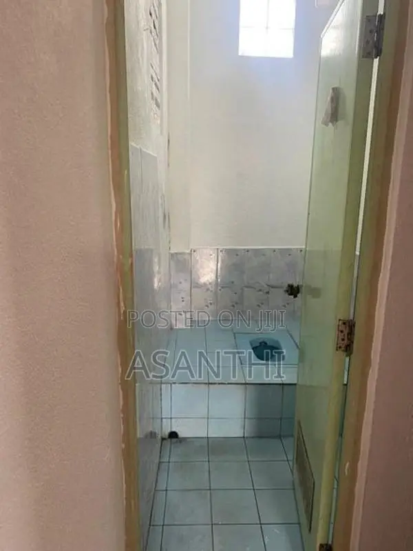 Commercial Building for Rent Heiyanthuduwa