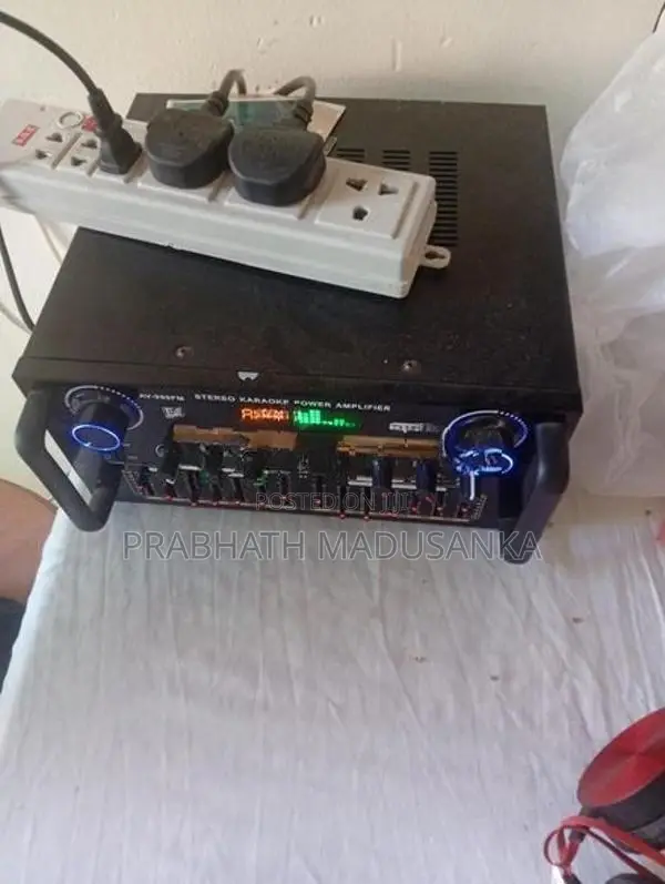Stereo Karaoke Amp