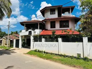 House for sale in Kandana