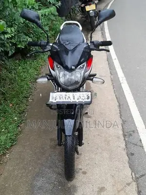 Bajaj Discover 2015