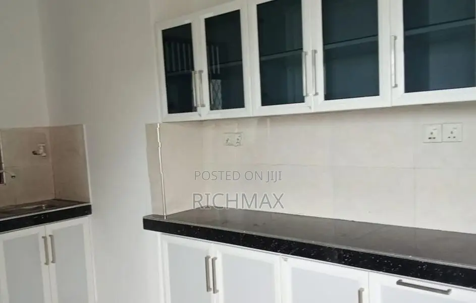 2nd Floor House for Rent in Dehiwala