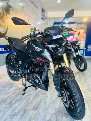 Bajaj Pulsar N160 premium 2026