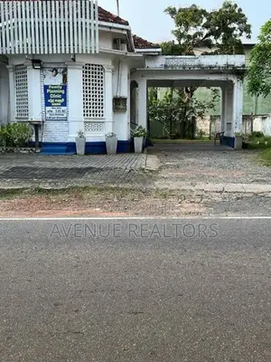 COMMERCIAL PROPERTY FOR SALE– PANADURA - Lkr 300 MILLION