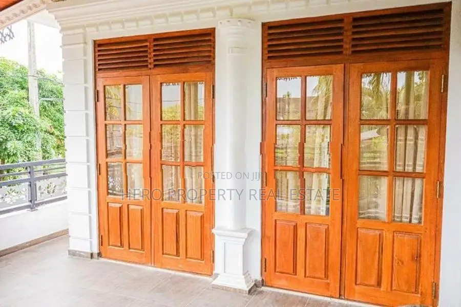1st Floor Modern Luxury House for Rent in Moratuwa