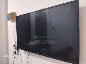 LG TV 49 Inch