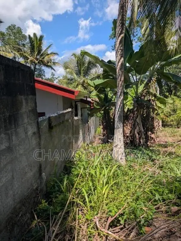 22 Perch Land for Sale in Bentota-Haburugala