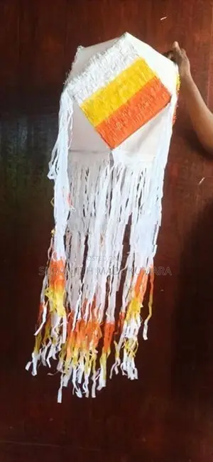 වෙසක් කූඩු