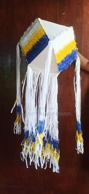 වෙසක් කූඩු