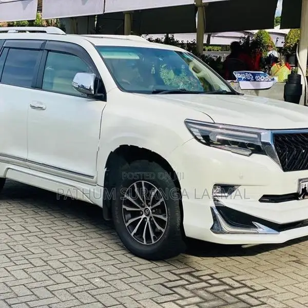 Toyota Land Cruiser 2012