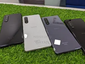 Sony Xperia 1 II 5G 128GB 8GB (Used)
