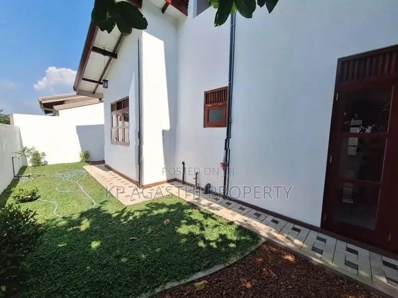 New House for Sale in Piliyandala