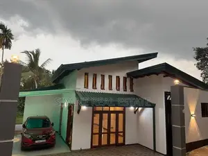 රාගමට මිනිත්තු 7ක දුරින් නිදනකාමර 3ක් සහිත අලංකාර නවීන තනිමහල් නිවස.
