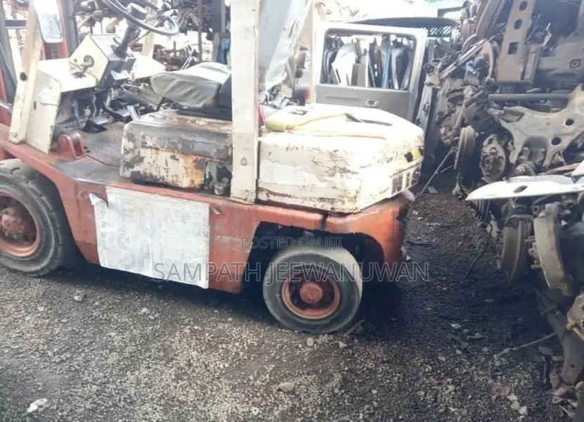 Nissan Forklift 2016