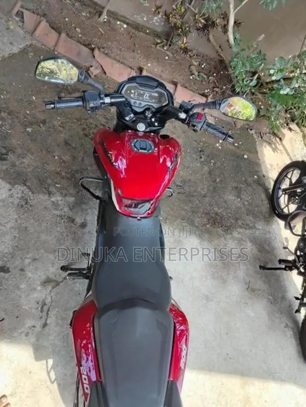 Bajaj Pulsar NS200 2026