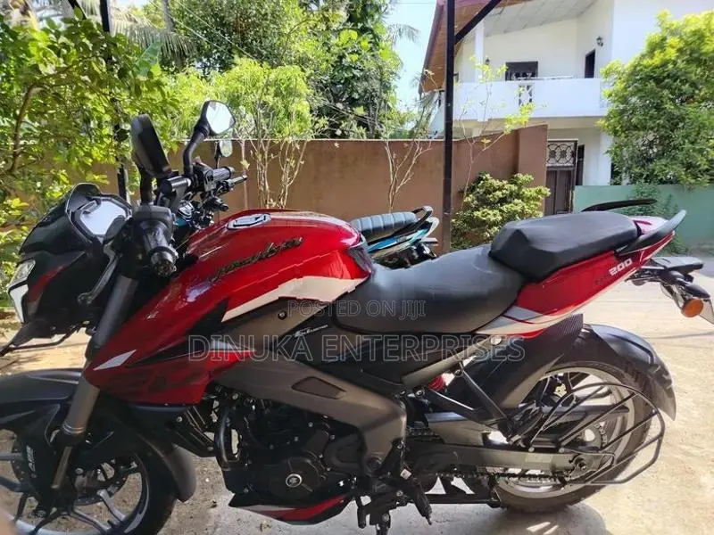 Bajaj Pulsar NS200 2026